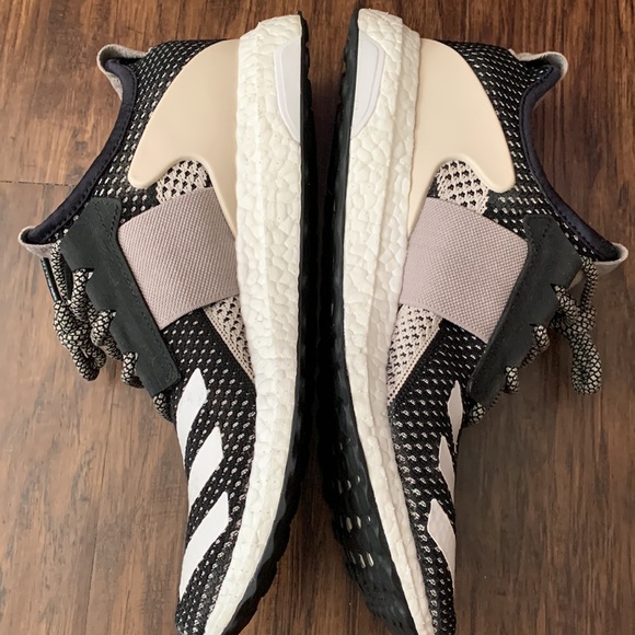 Mens Used Adidas Ultraboost ZG size 10 no box - Picture 6 of 8